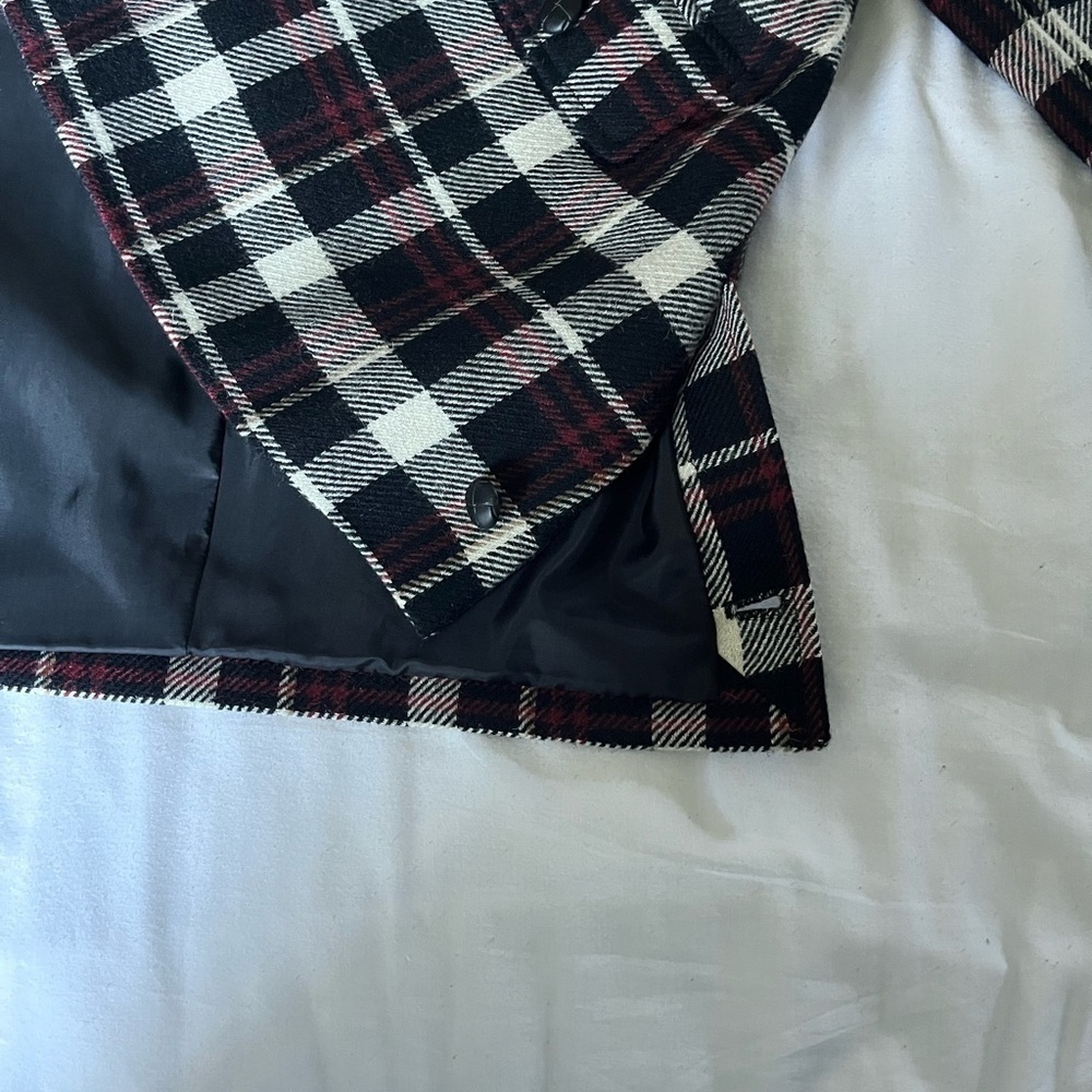 VTG Harve Benard Plaid Wool Tweed Cabin Core Black/Red Chore/Barn Coat Sz 12 GUC - Picture 14 of 16